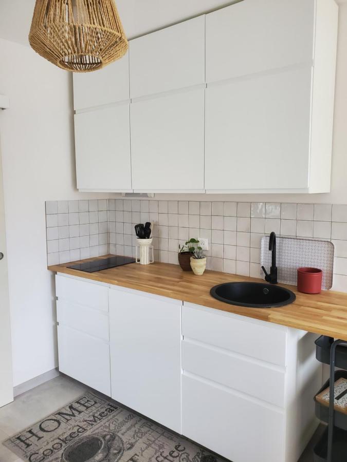 Charmant Studio Moderne Avec Exterieur "Dormir En Provence" Fontvieille Exteriér fotografie